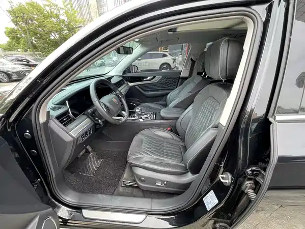 Hongqi HS5 2022