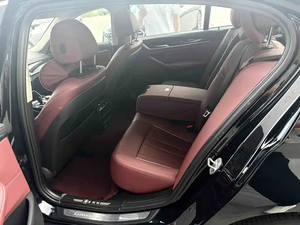 BMW 5 Series 2020