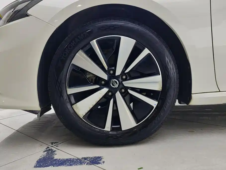 Nissan Teana 2022