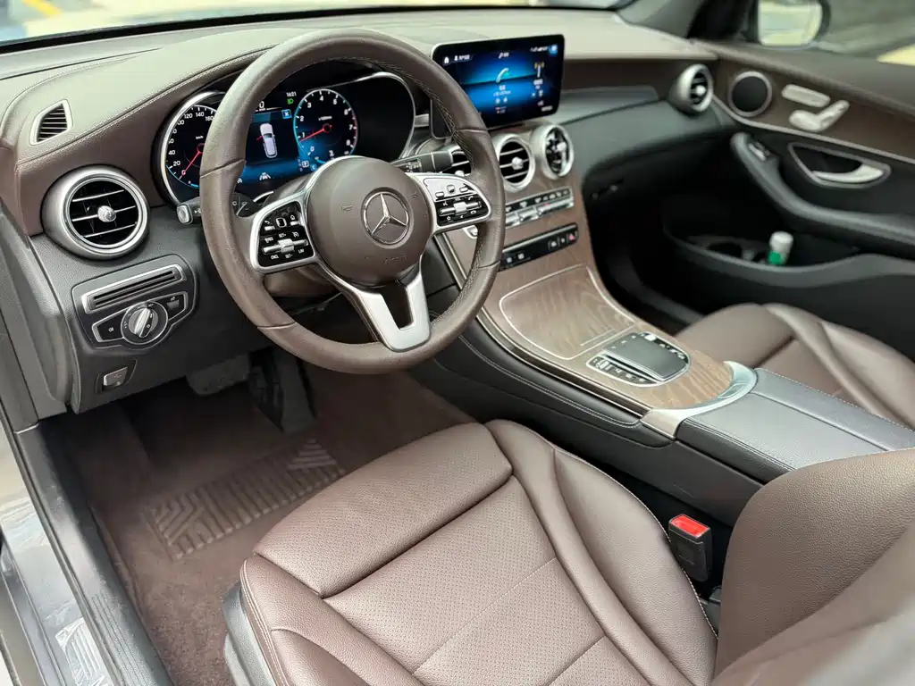 Mercedes-Benz GLC 2020 — фото 12