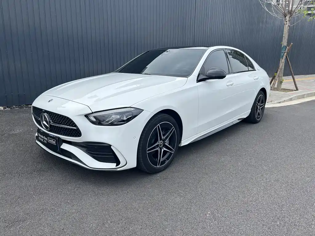 Mercedes-Benz C-Class 2022