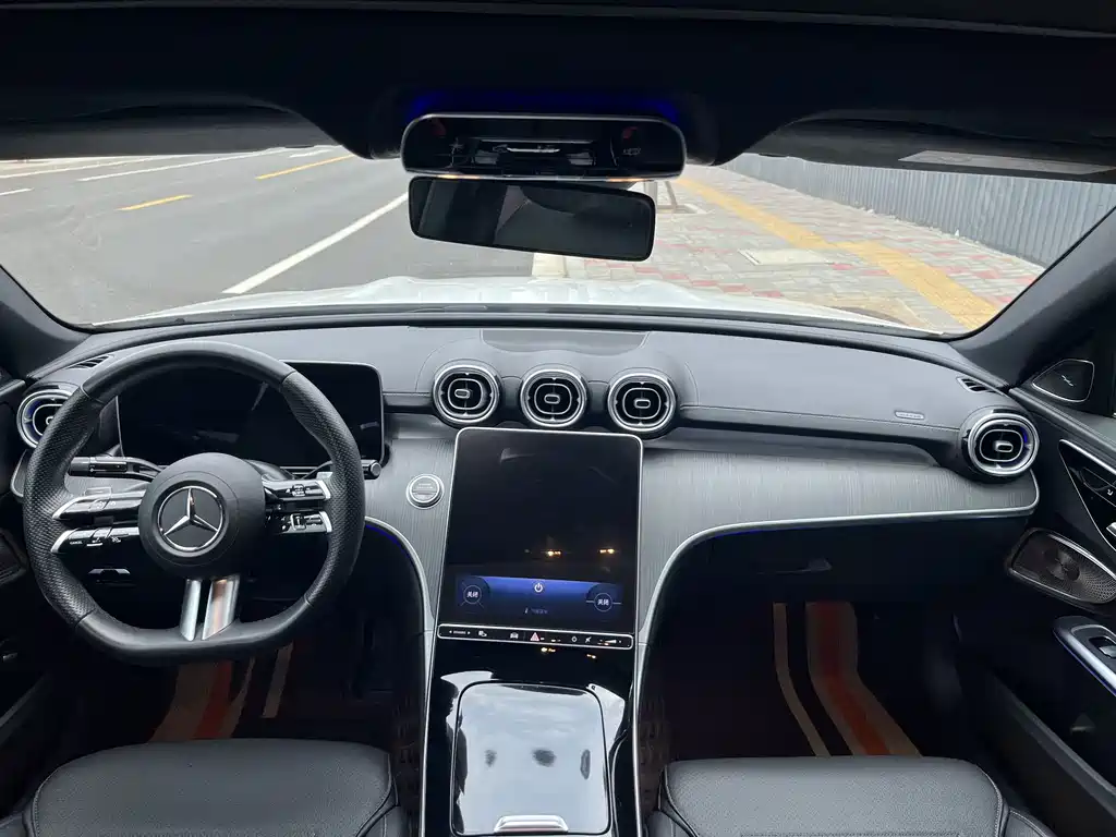 Mercedes-Benz C-Class 2022