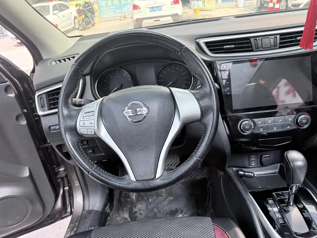 Nissan Qashqai 2016 — фото 11