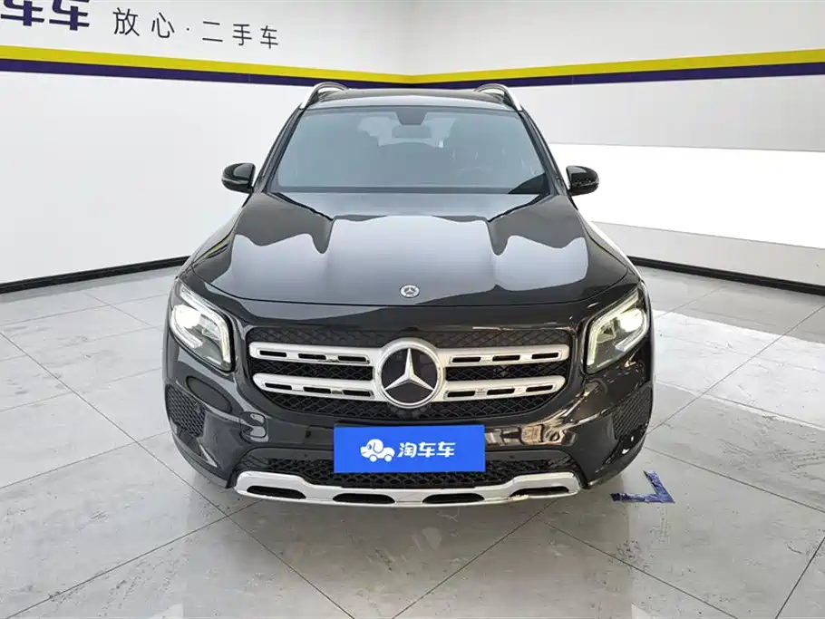 Mercedes-Benz GLB 2023