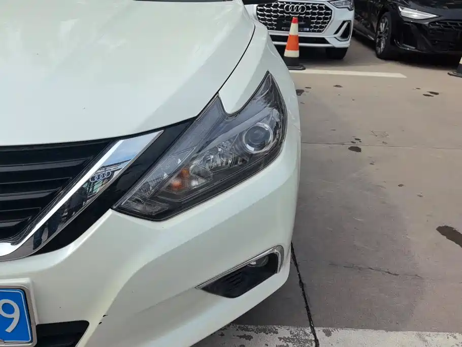 Nissan Teana 2018