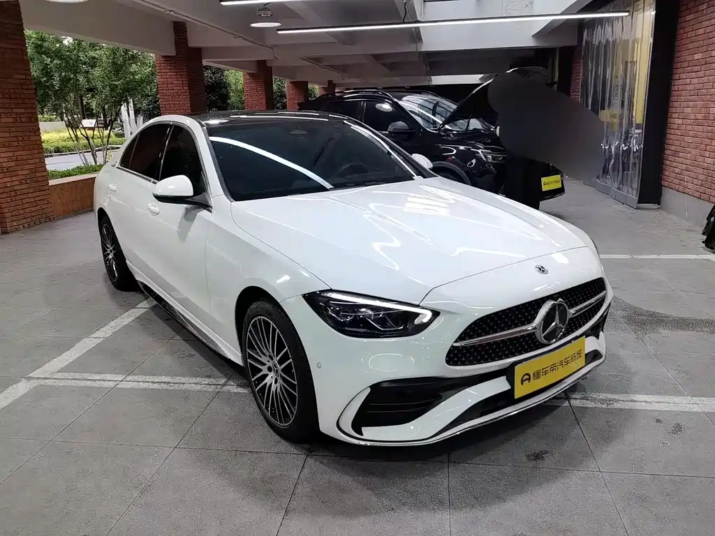 Mercedes-Benz C-Class 2023