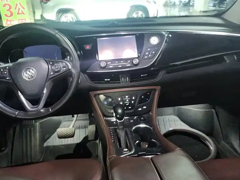 Buick Envision Plus 2019