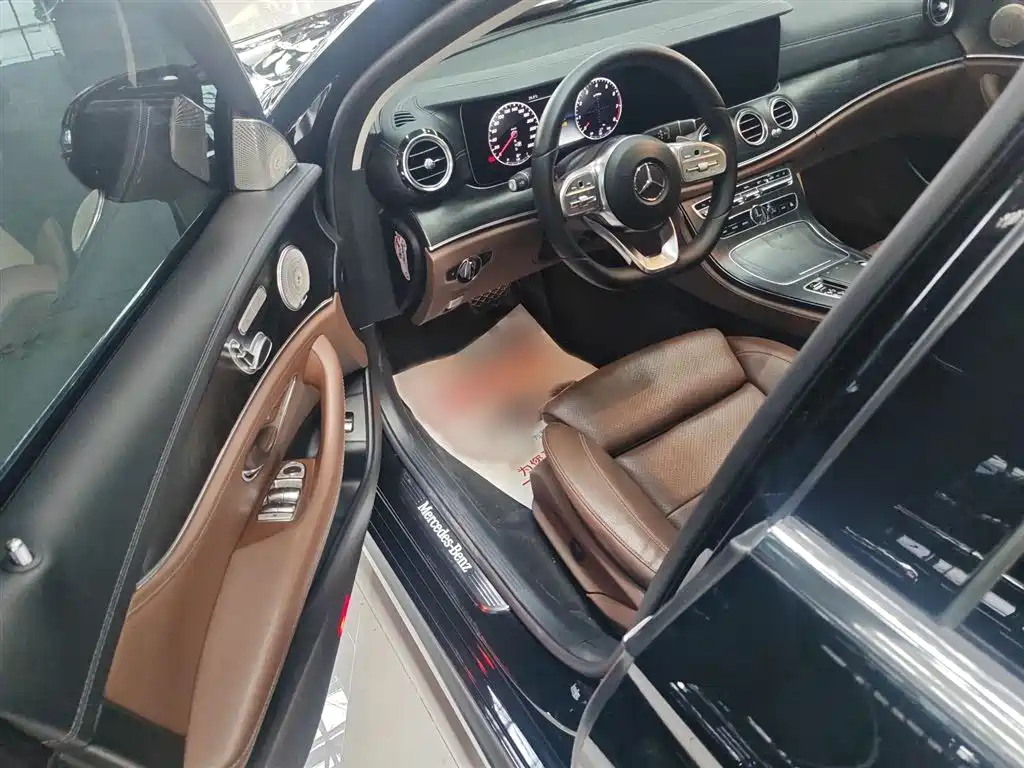 Mercedes-Benz E-Class 2019 — фото 8