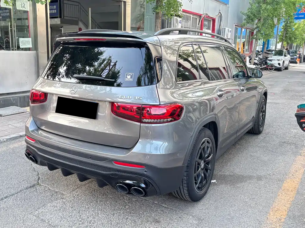 Mercedes-Benz GLB AMG 2022 — фото 3