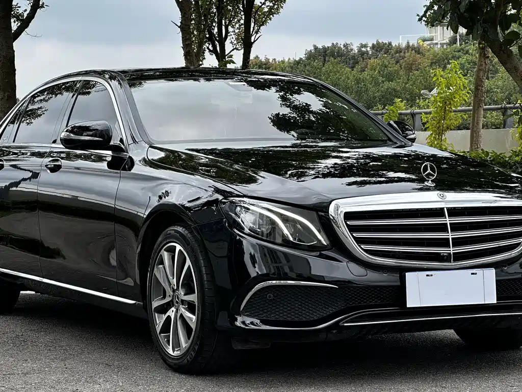 Mercedes-Benz E-Class 2019 — фото 1