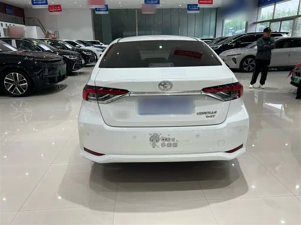 Toyota Corolla 2021 — фото 11