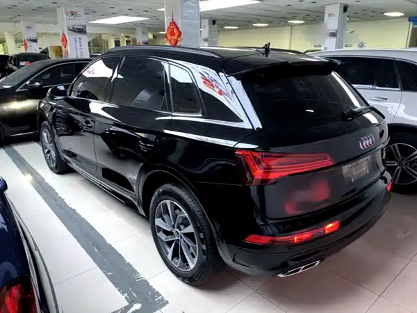 Audi Q5L 2024