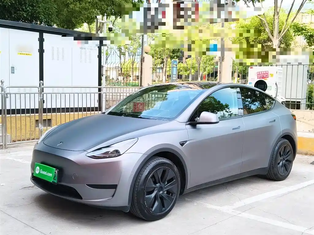 Tesla Model Y 2023 — фото 2