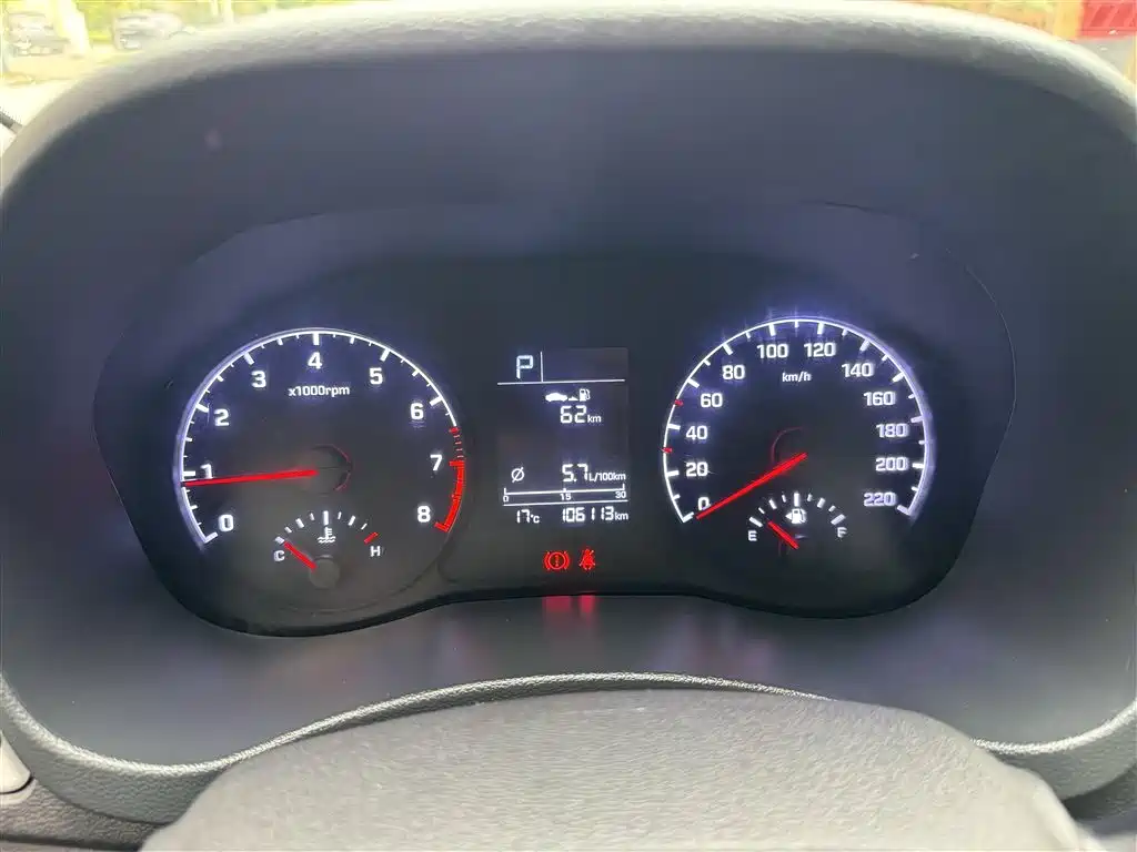 Hyundai Verna 2017 — фото 17