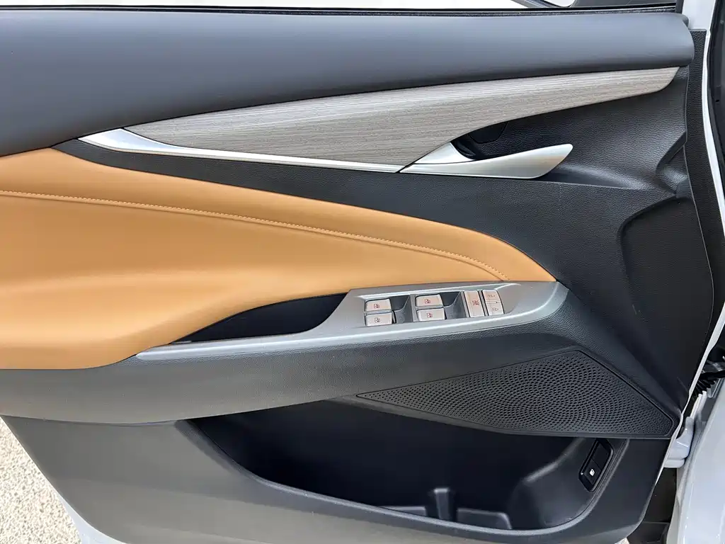 Maxus G50 PHEV 2025 — фото 12