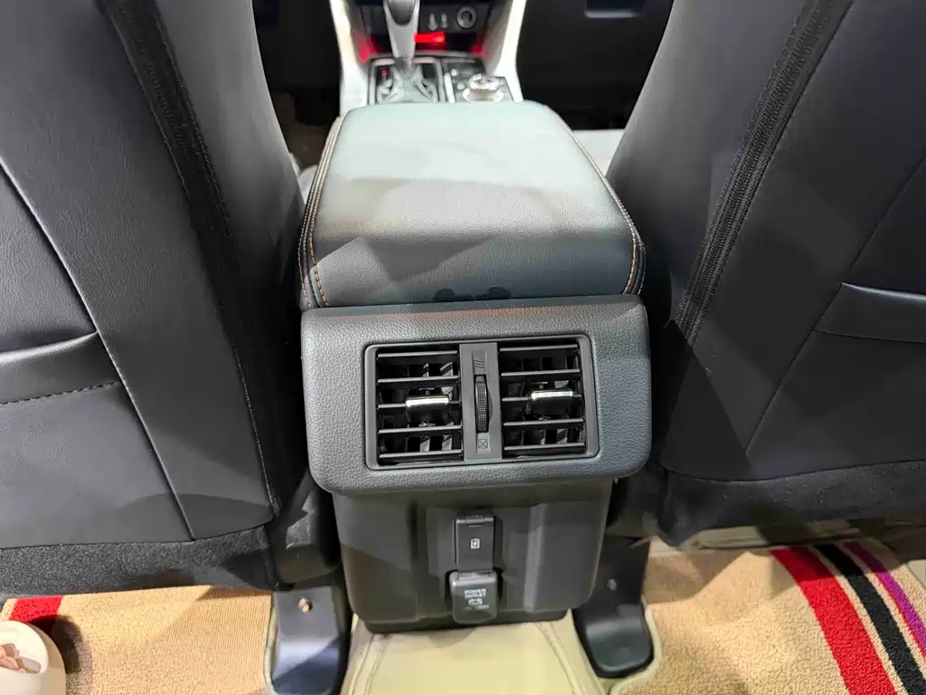 Mitsubishi Eclipse Cross 2022 — фото 14