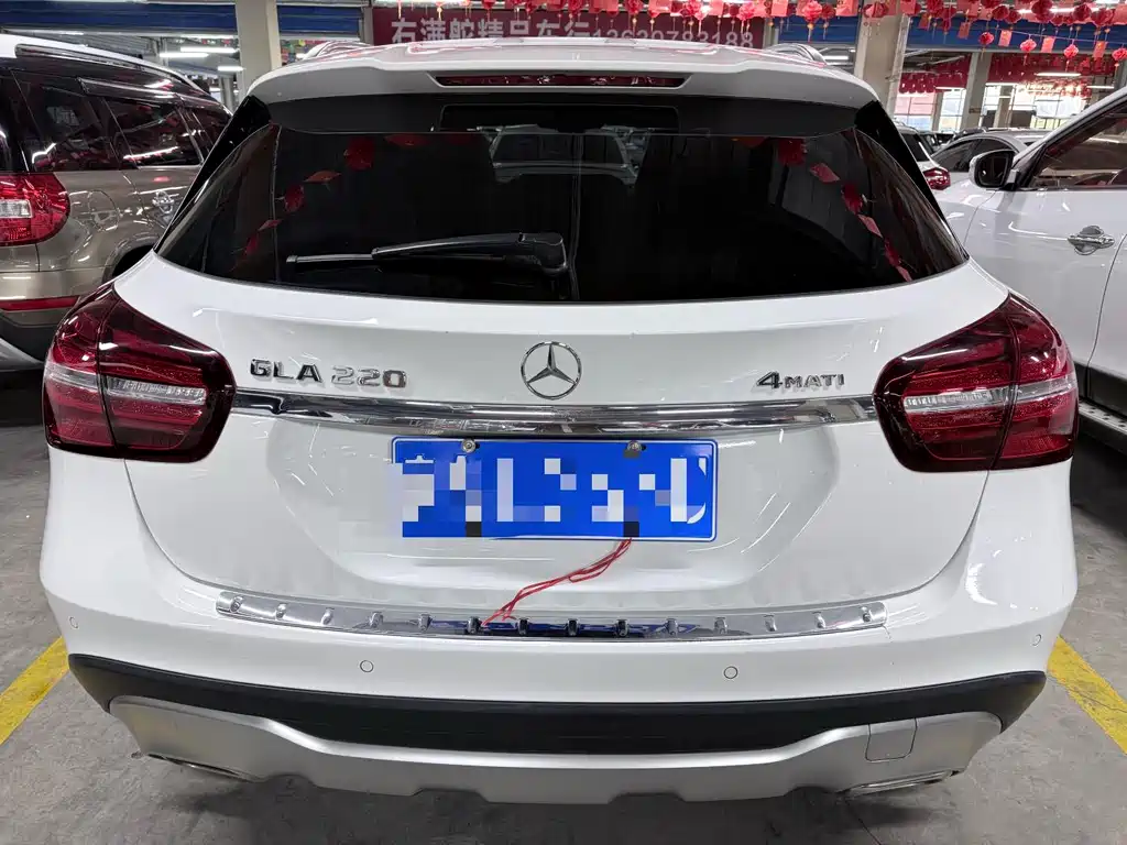 Mercedes-Benz GLA 2018 — фото 17