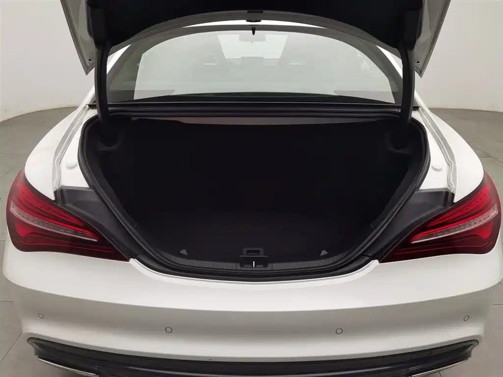 Mercedes-Benz CLA 2018 — фото 16