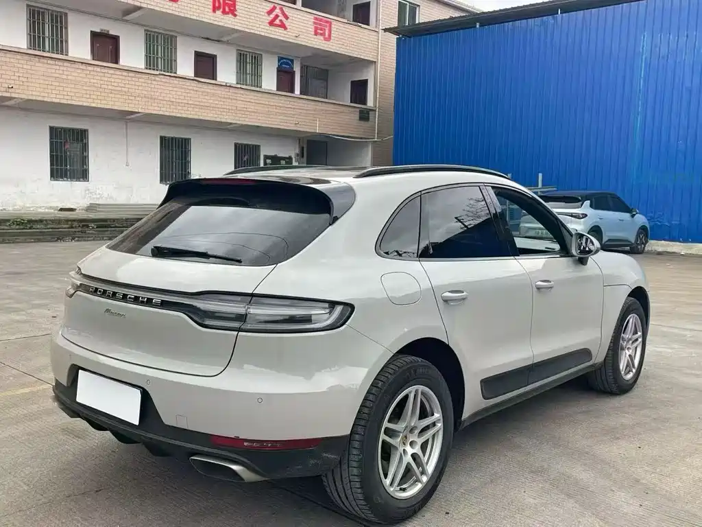 Porsche Macan 2021 — фото 5
