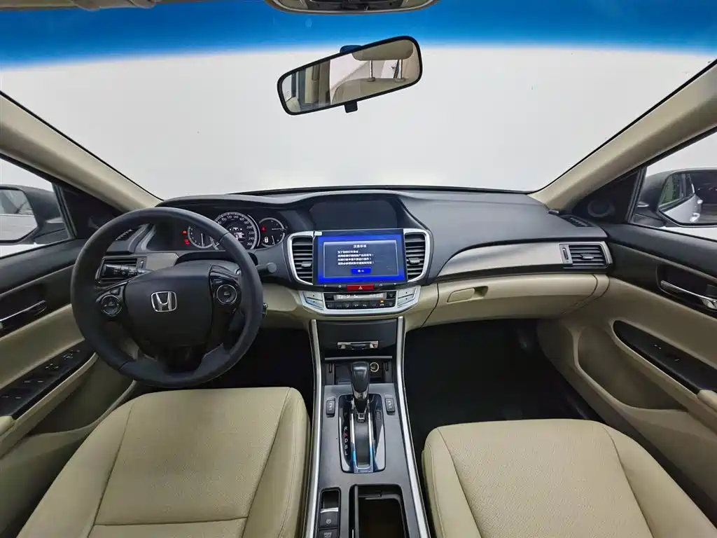 Honda Accord 2014 — фото 5