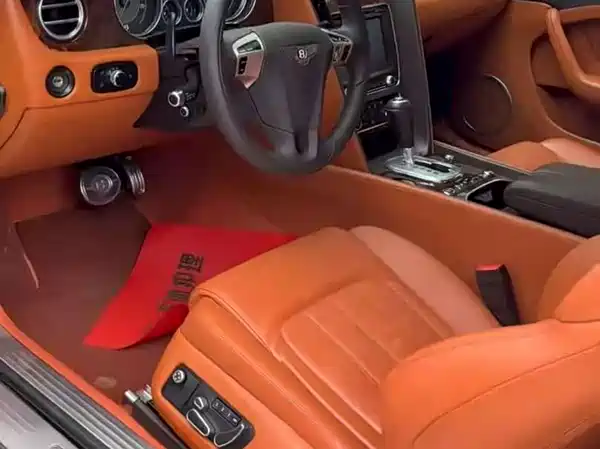 Bentley Continental 2012