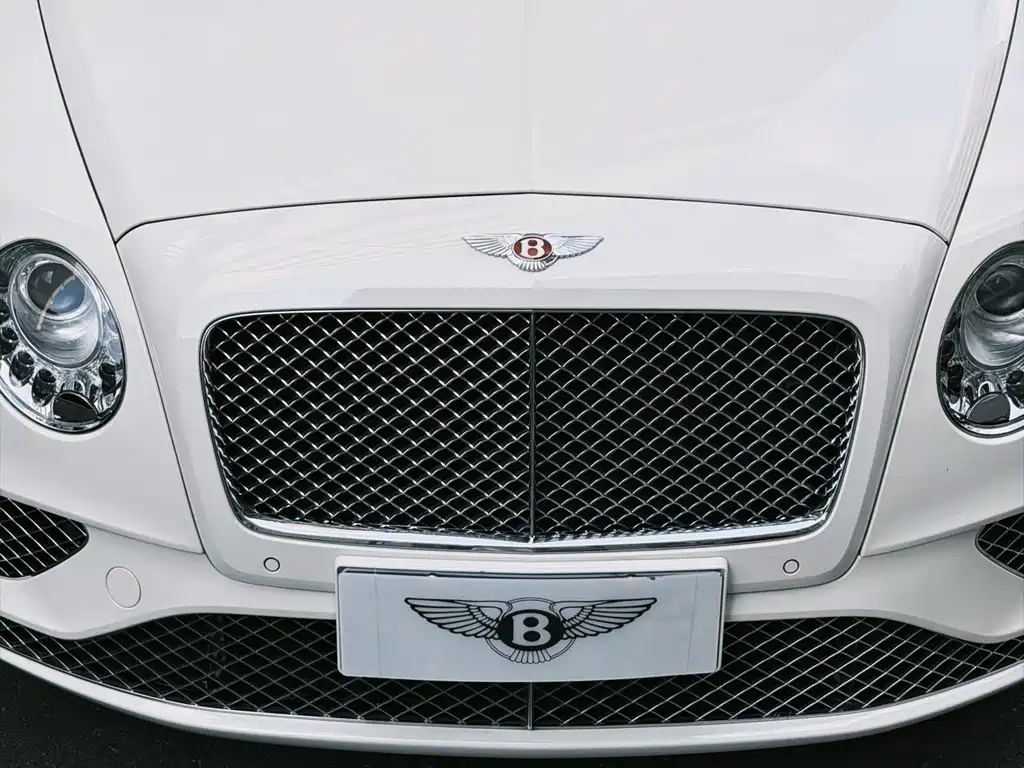 Bentley Continental 2017 — фото 6