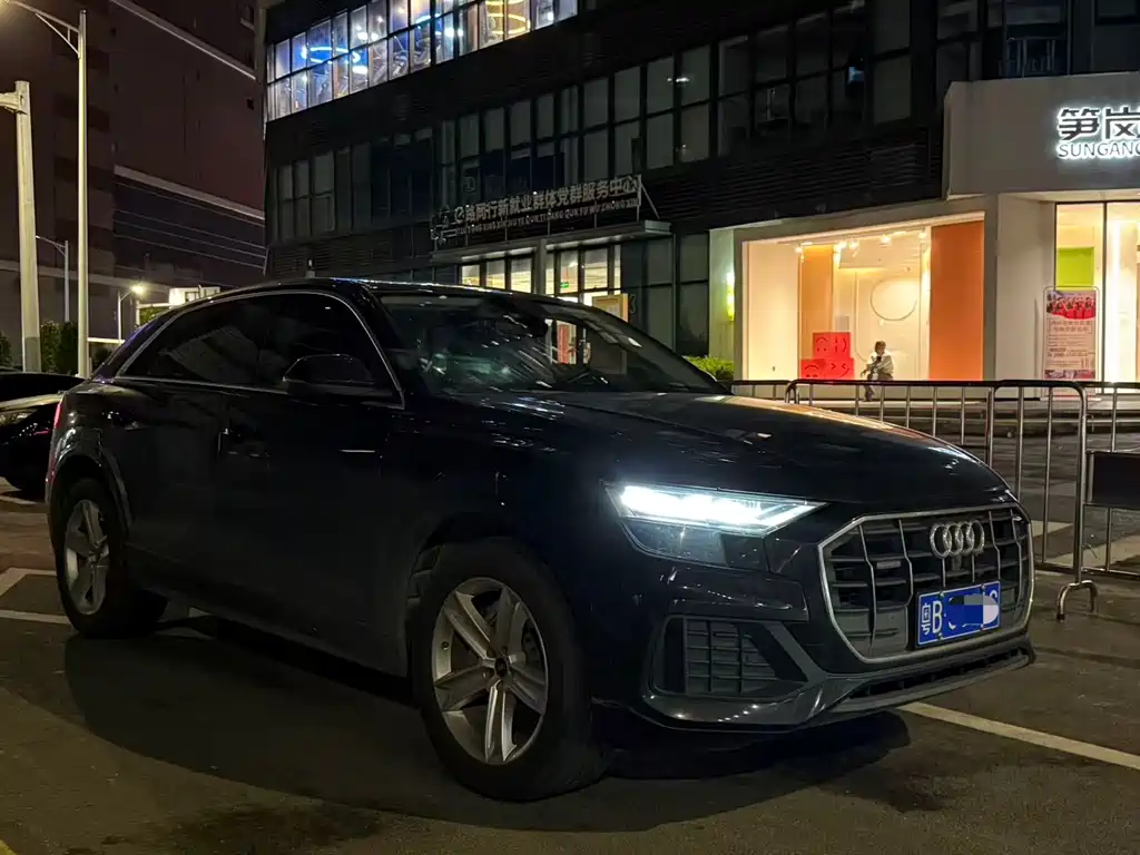 Audi Q8 2021 — фото 2