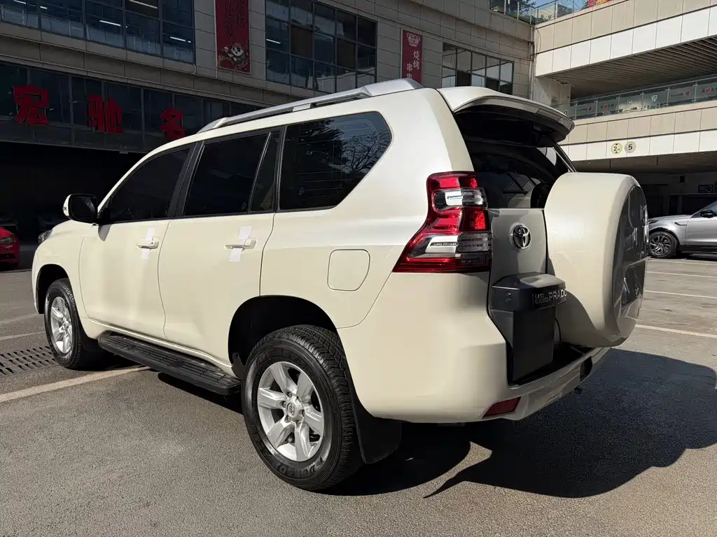 Toyota Prado 2018 — фото 4