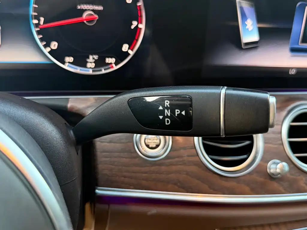 Mercedes-Benz E-Class 2018 — фото 22