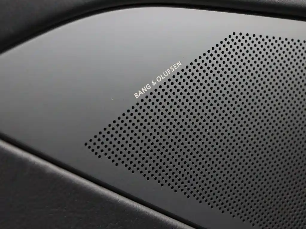Aston Martin Rapide 2014 — фото 16