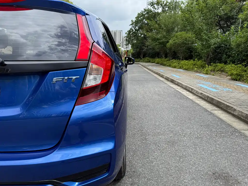 Honda Fit 2019 — фото 9