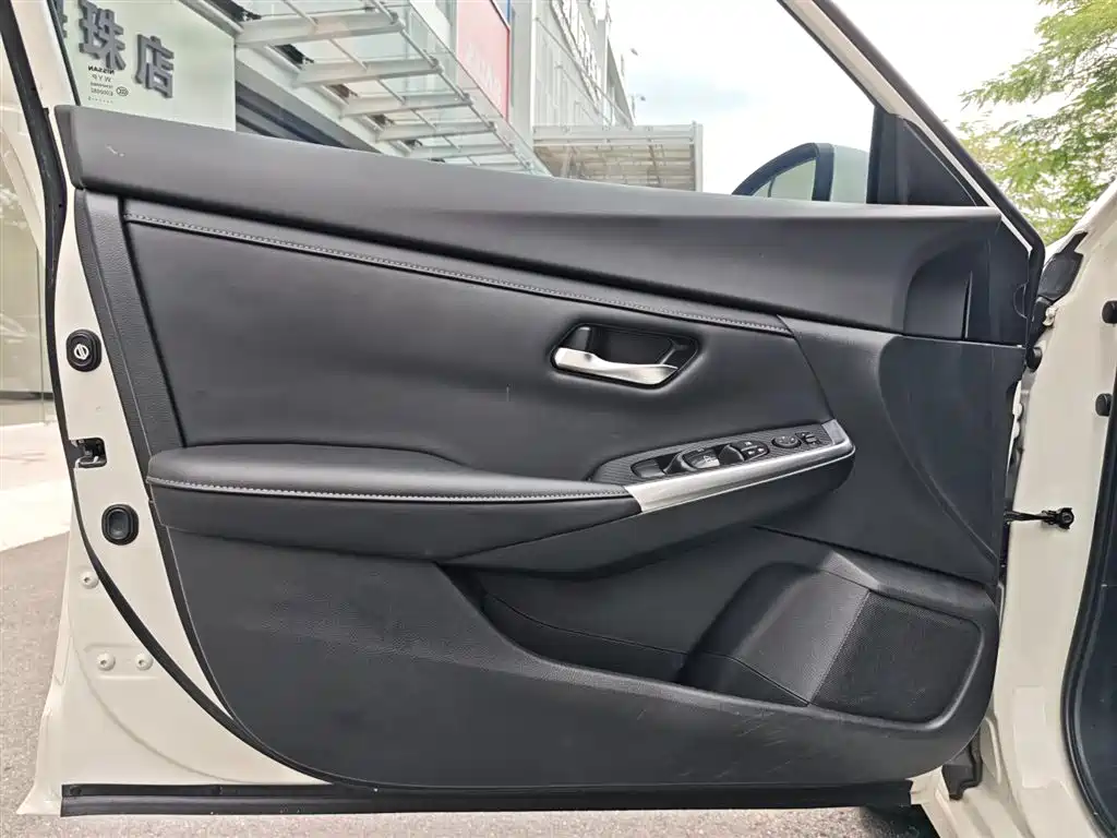 Nissan Sylphy 2023 — фото 21