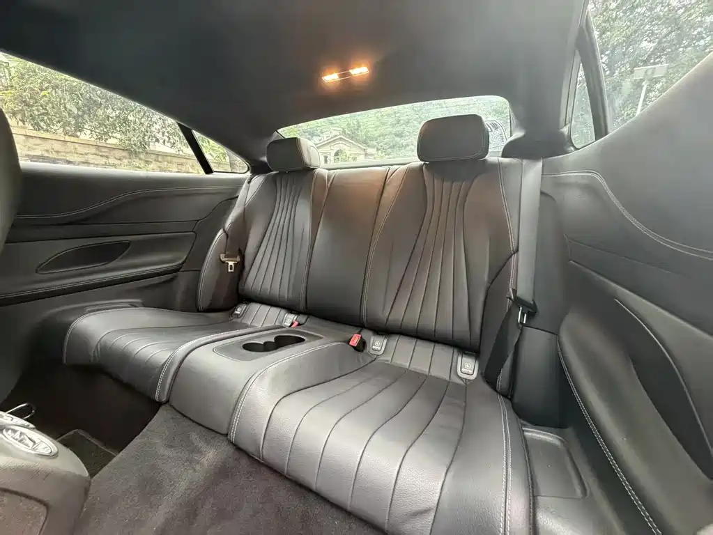 Mercedes-Benz E-Class 2021 — фото 15