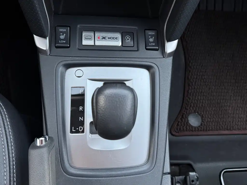 Subaru Forester 2017 — фото 17