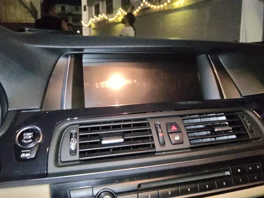 BMW 5 Series 2014 — фото 13