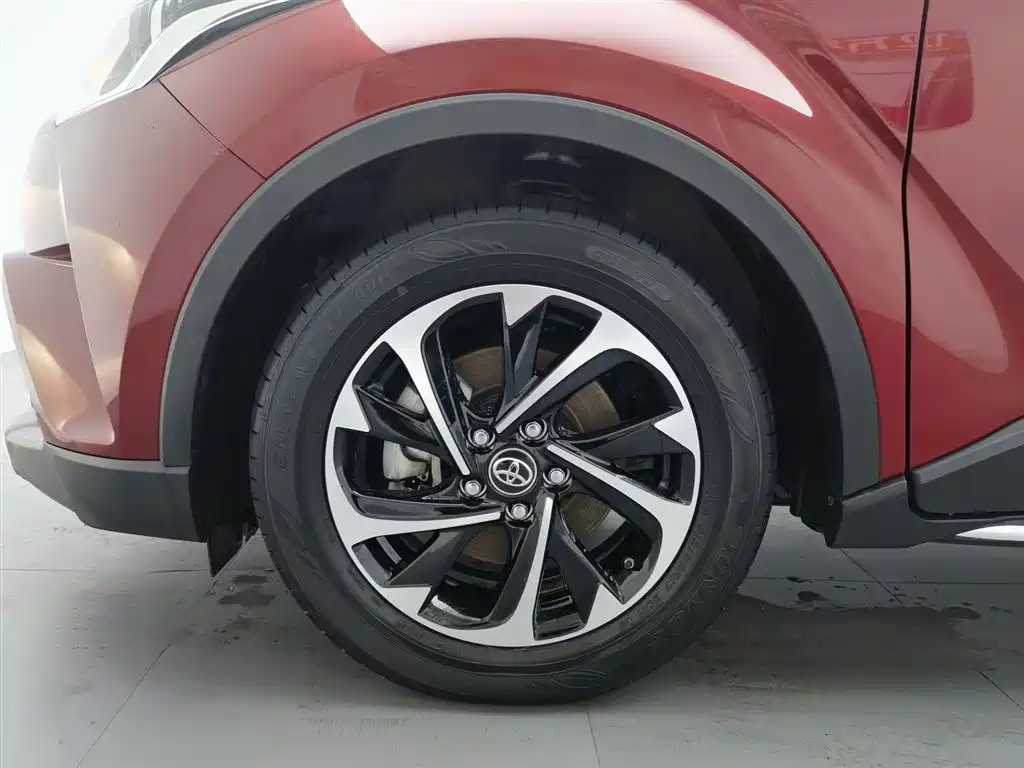 Toyota IZOA 2018 — фото 17