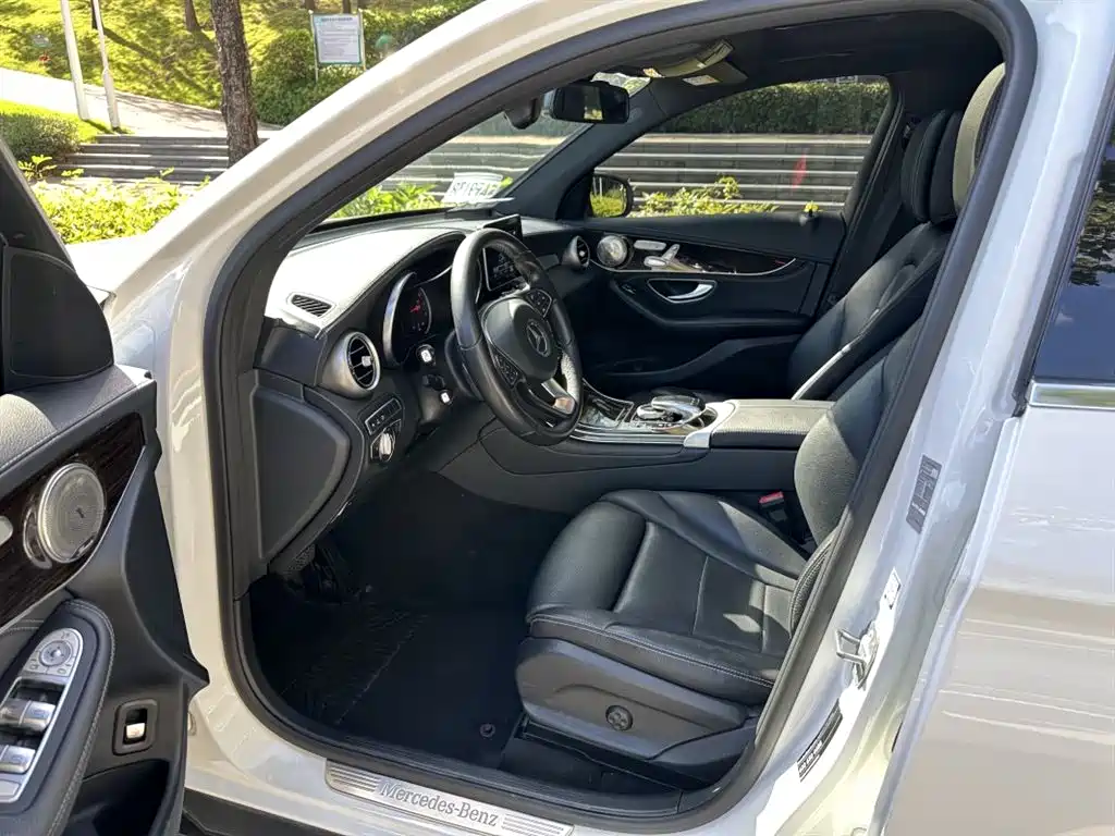 Mercedes-Benz GLC 2019