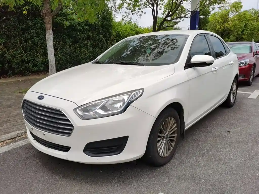 Ford Escort 2018