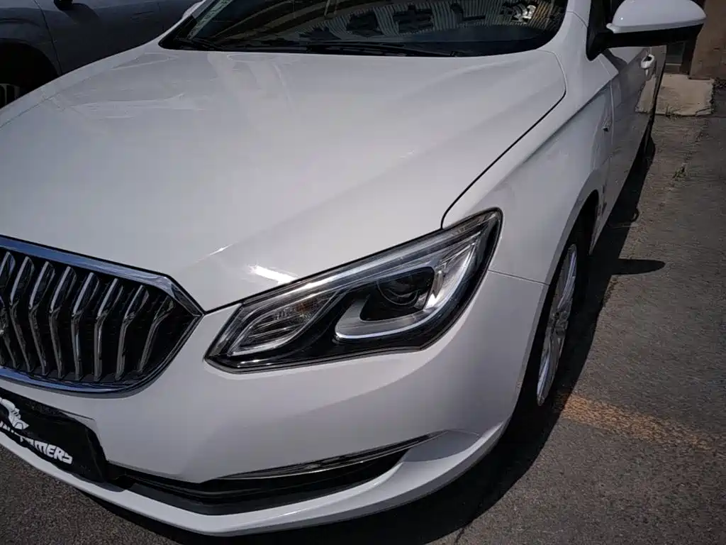 Buick Excelle 2016 — фото 24