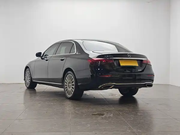 Mercedes-Benz E-Class 2023