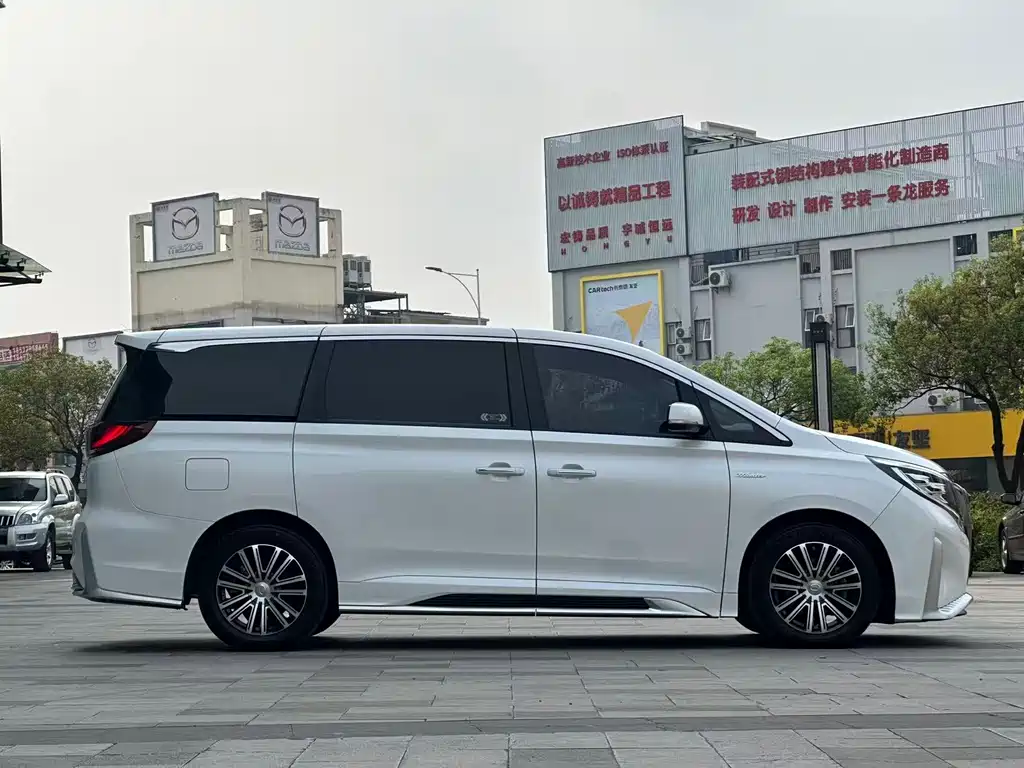GAC Motor Trumpchi M8 2021 — фото 4