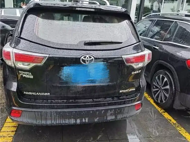Toyota Highlander 2016
