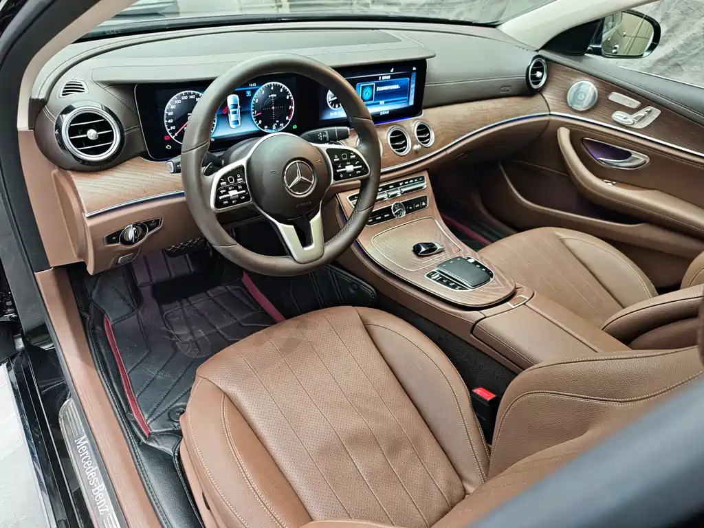 Mercedes-Benz E-Class 2019 — фото 4