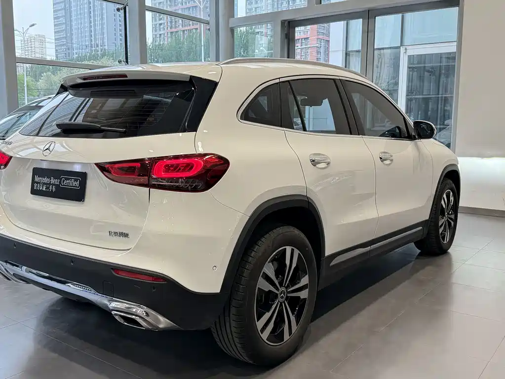 Mercedes-Benz GLA 2023 — фото 23