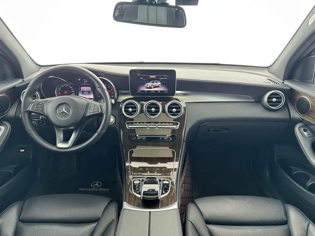Mercedes-Benz GLC 2018 — фото 8