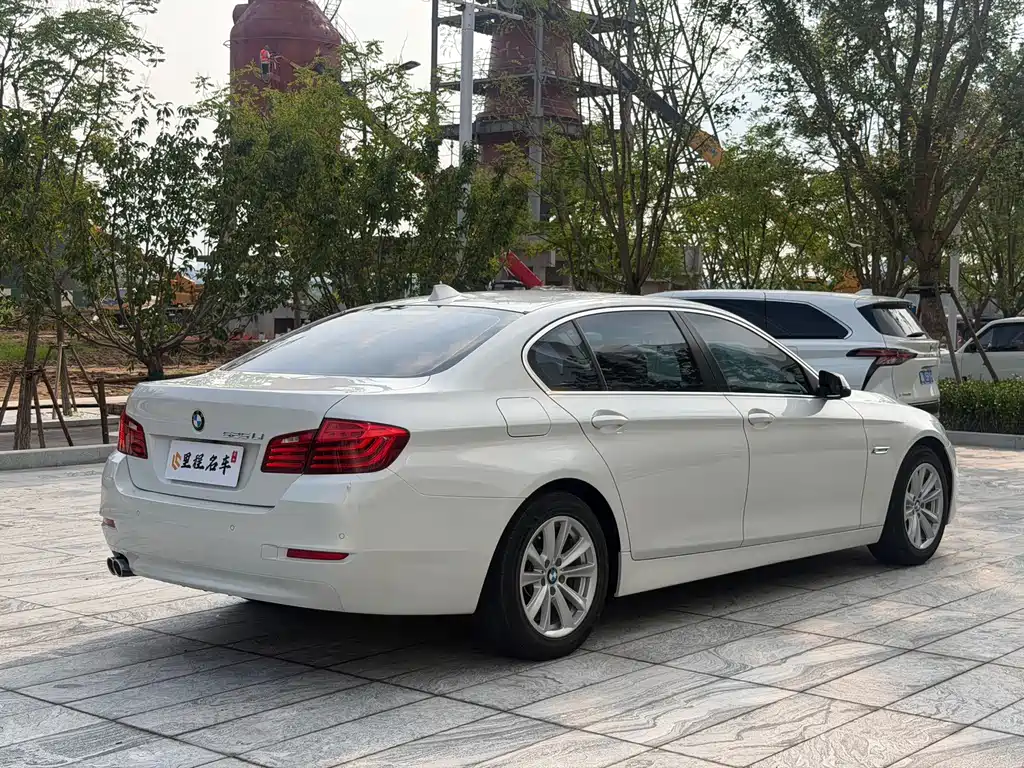 BMW 5 Series 2016