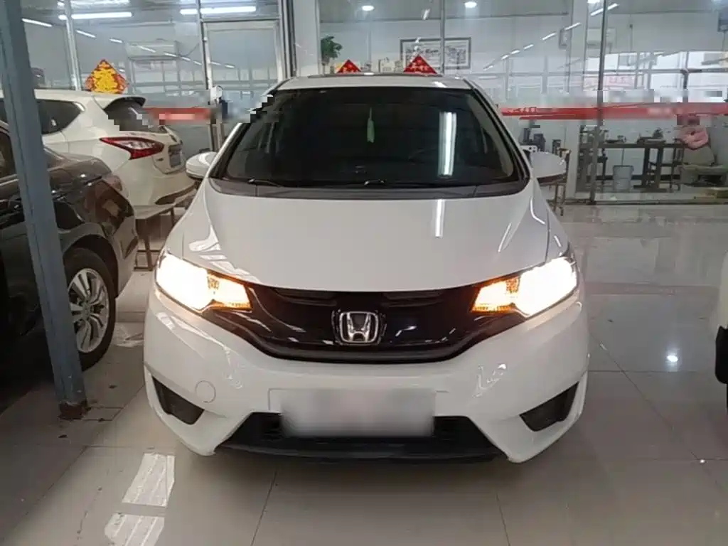 Honda Fit 2018 — фото 3