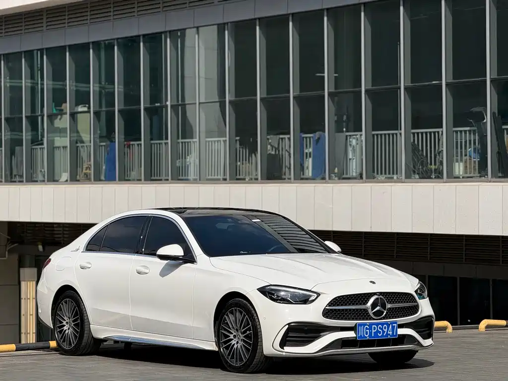 Mercedes-Benz C-Class 2025 — фото 8