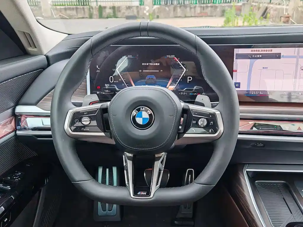 BMW 7 Series 2025 — фото 11