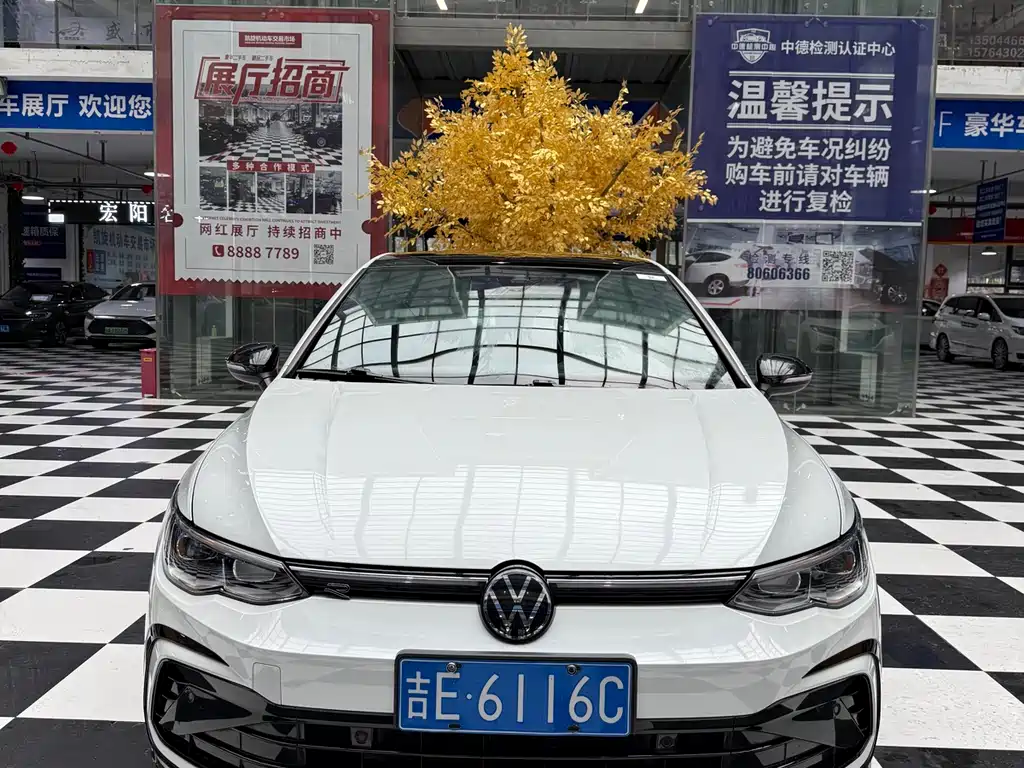 Volkswagen Golf 2022